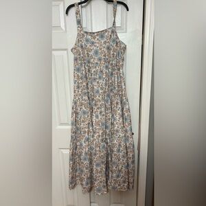 American Eagle Outfitters Cream and White Sleeveless Sundress
